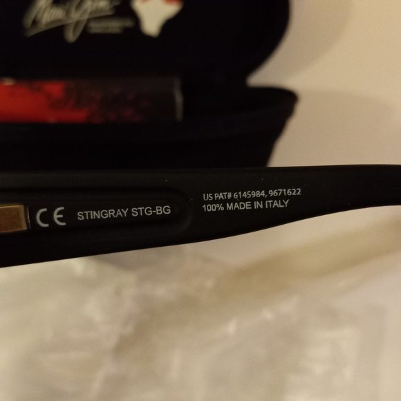 STINGRAY Polarized Wrap Sunglasses NIB Smoke/Pet Free House - Picture 9 of 13